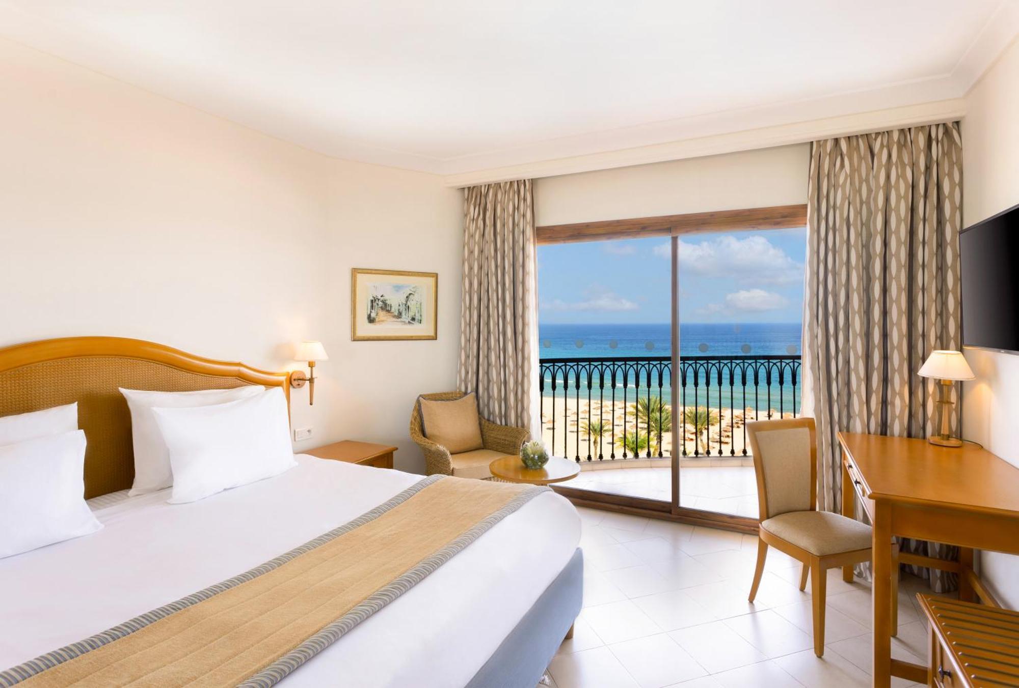 苏赛瑞享温泉水疗度假村 苏塞 外观 照片 A room at the hotel