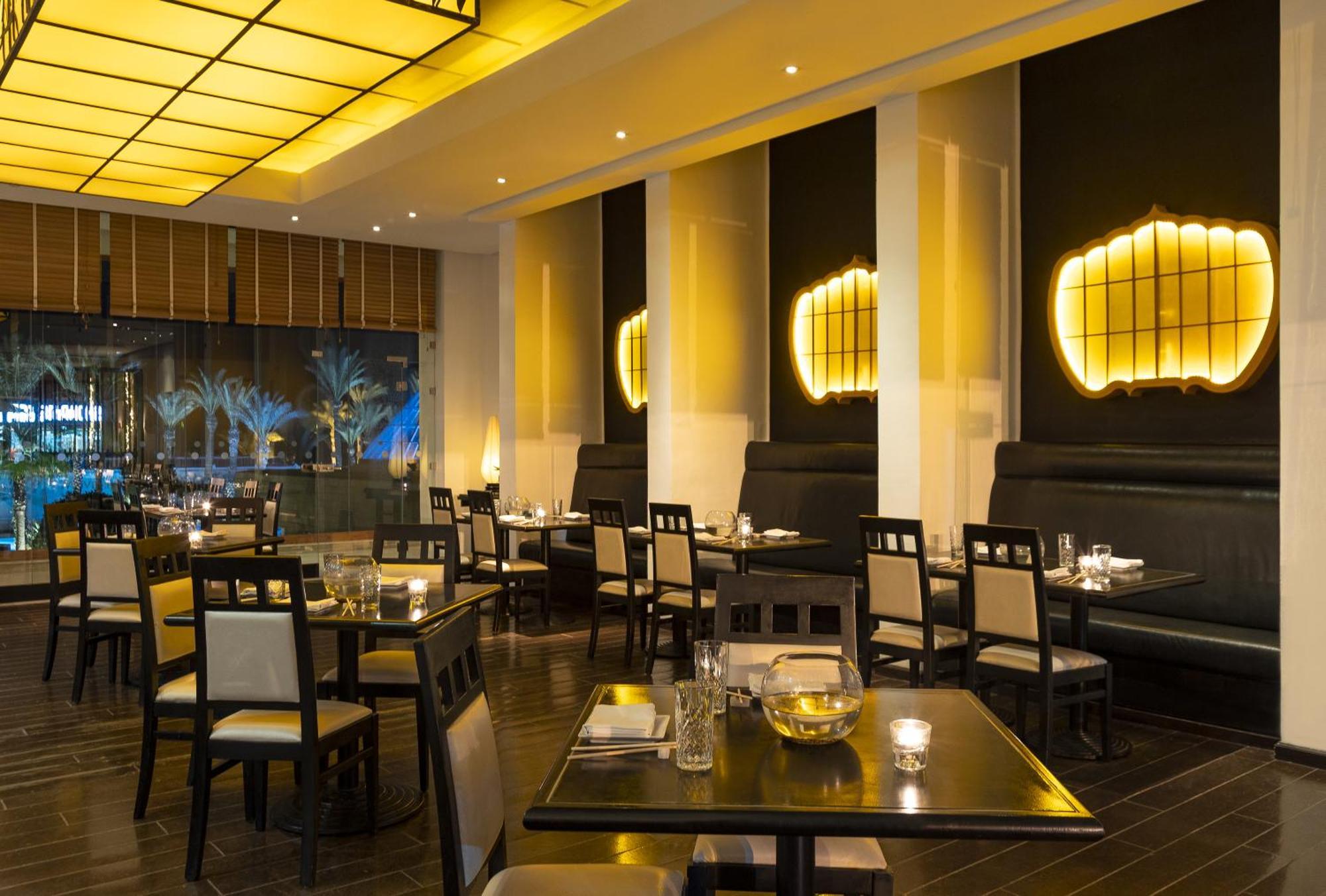 苏赛瑞享温泉水疗度假村 苏塞 外观 照片 Interior of the restaurant