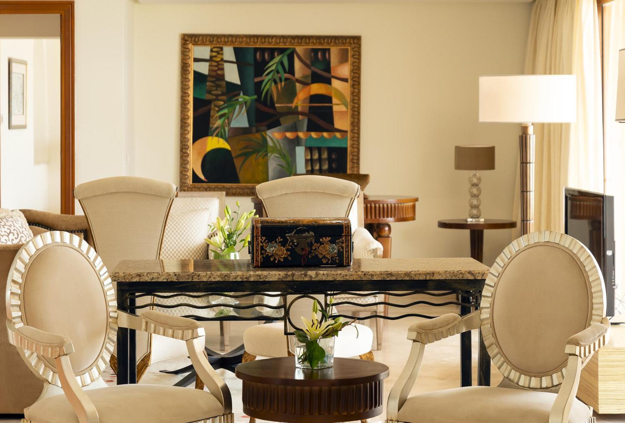 苏赛瑞享温泉水疗度假村 苏塞 外观 照片 A dining room