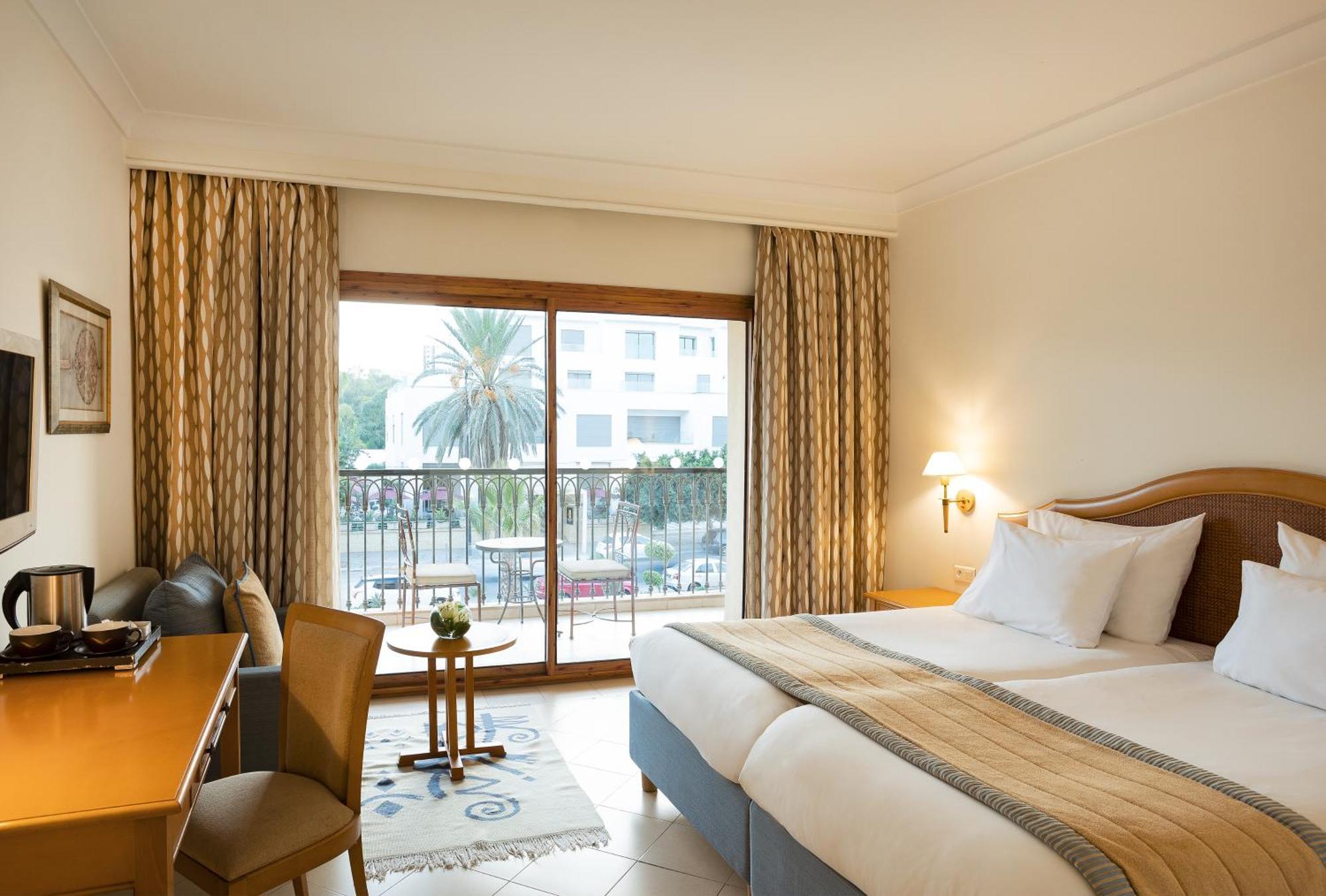 苏赛瑞享温泉水疗度假村 苏塞 外观 照片 A room at the hotel